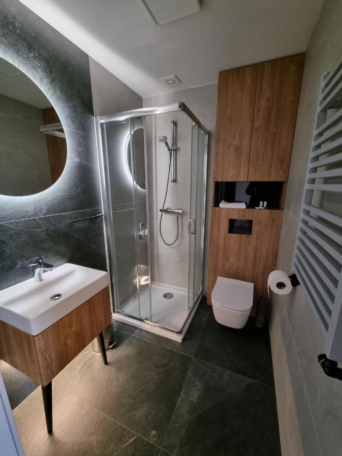 Hotel Ros Pisz Ngoại thất bức ảnh
