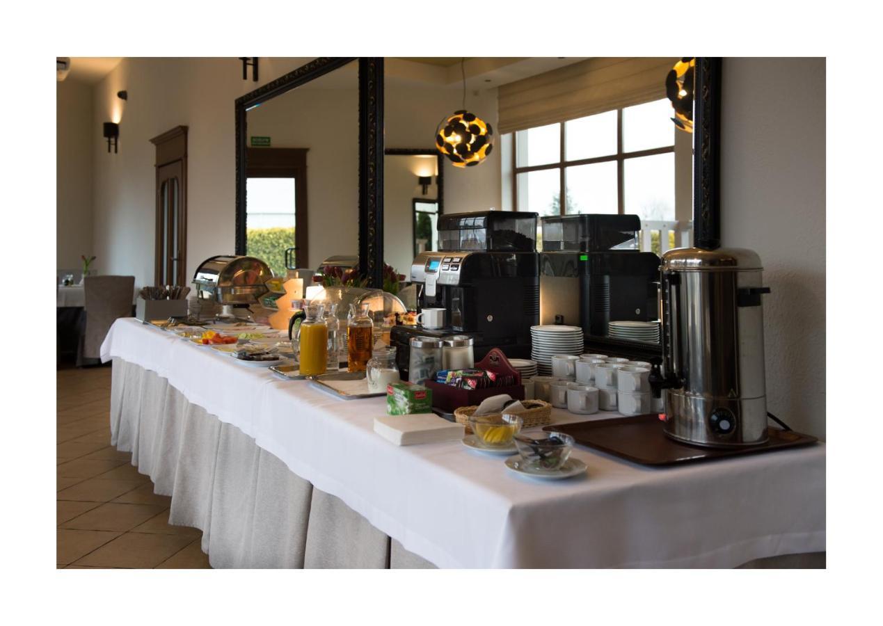 Hotel Ros Pisz Ngoại thất bức ảnh